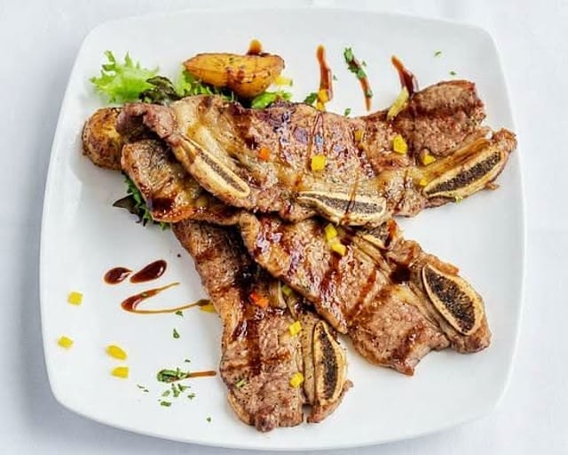 SIGNATURE MIAMI RIBS.